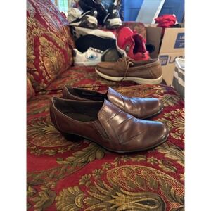 Clarks Brown Partridge Slip On Loafer Size 8.5 M Pleated Leather